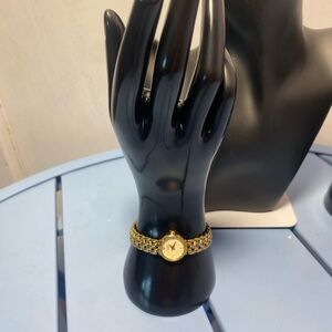 Vintage Citizen Ladies Gold Tone Quartz Watch Small Dress Bracelet Japan 5920-50